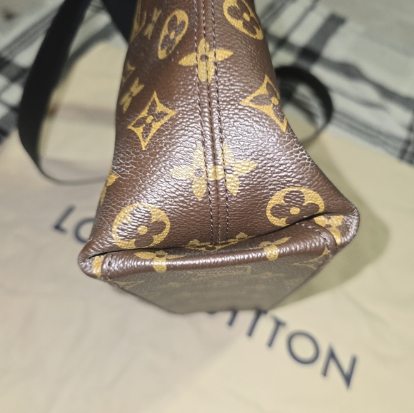 LOUIS VUITTON TULLERIES - Picture 5 of 15